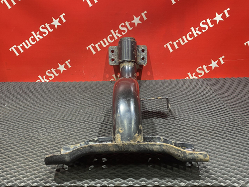 Кронштейн корпуса подножек правый 2023г.