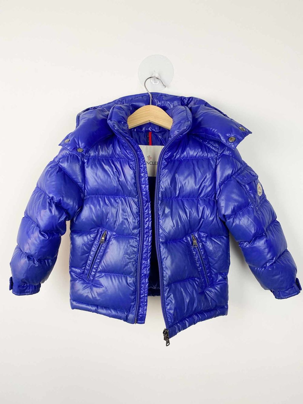 Пуховик Moncler