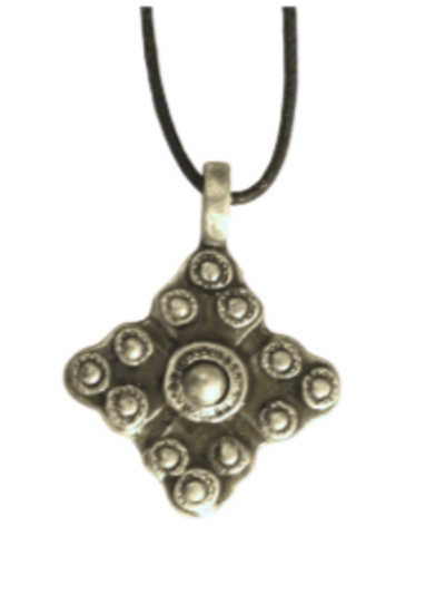 Медальон “Василиа” (чернение)