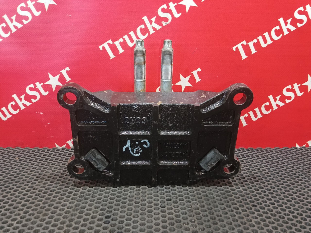 Подушка двигателя задняя 2022г.