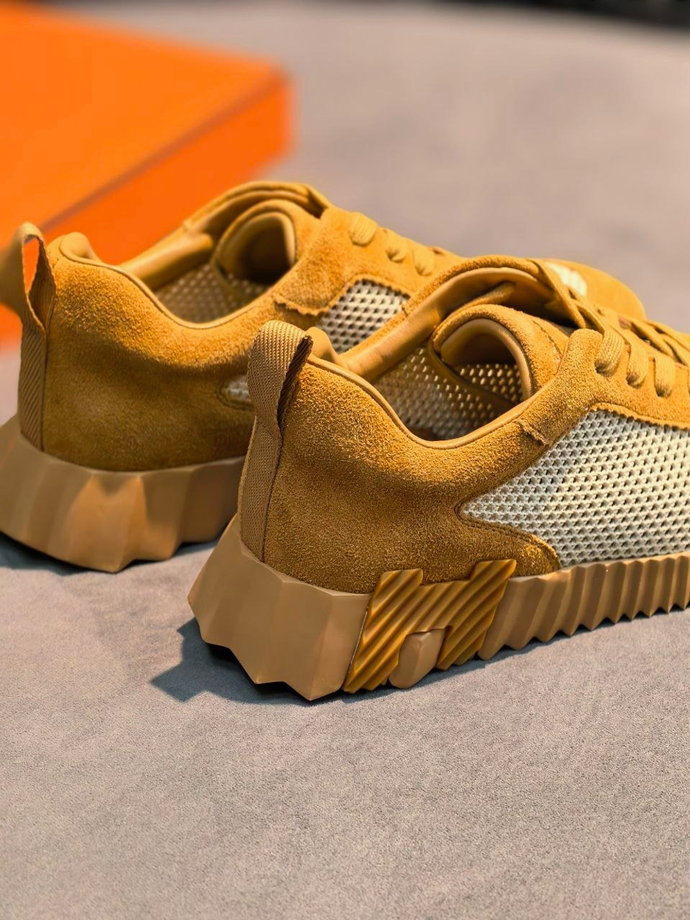 Кроссовки Hermes