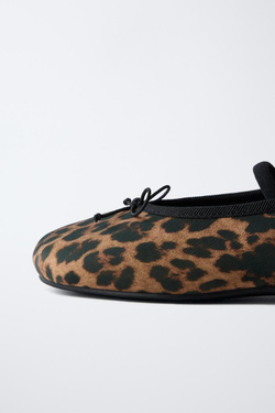 ZARA БАЛЕТКИ С АНИМАЛИСТИЧНЫМ ПРИНТОМ, ЧЕРНЫЙ