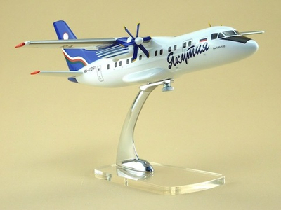 Модель самолета Ан-140-100 (М1:72, Якутия)