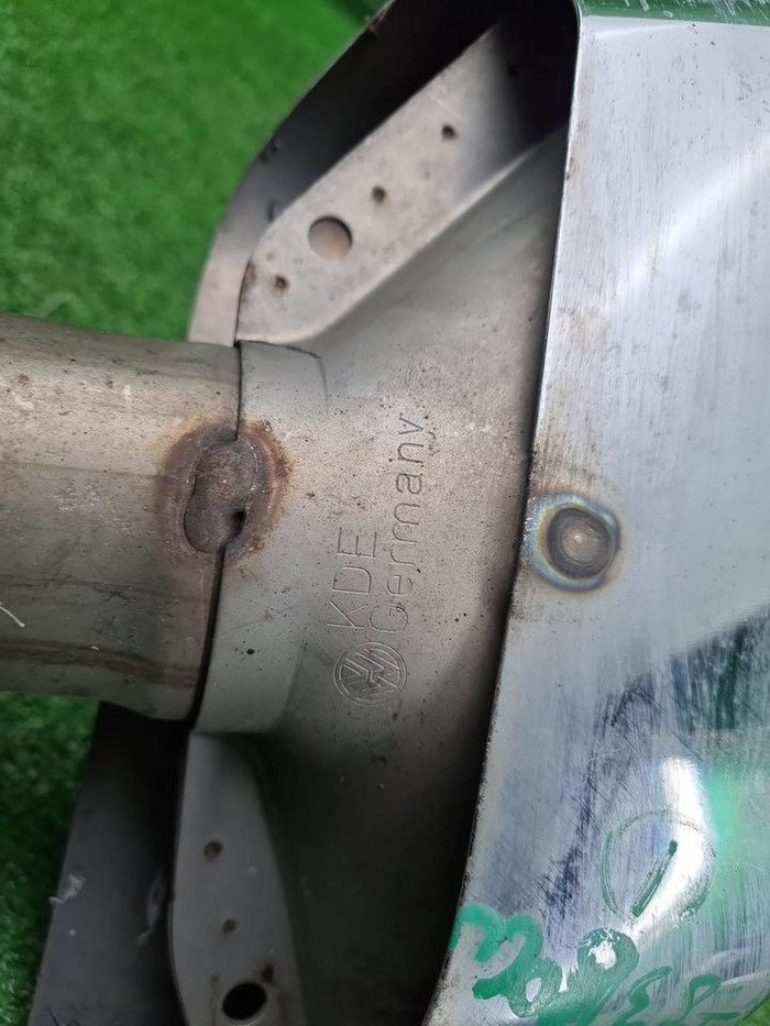 Насадка глушителя левая VW Touareg 3 (2018-2023)