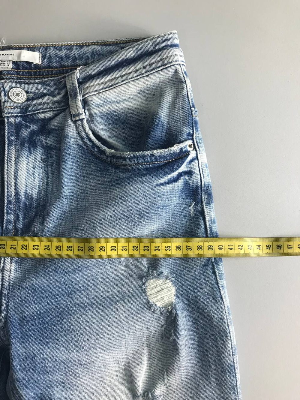 Джинсы Zara с порезами, маркировка 34, визуально на 40 размер
