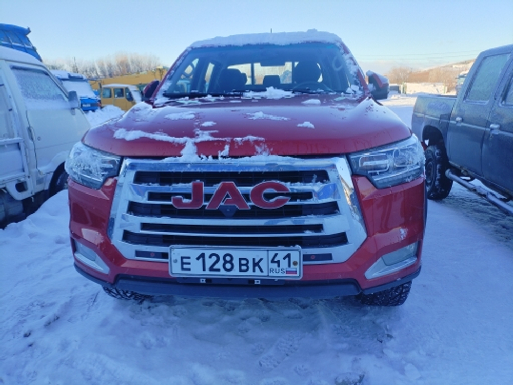 JAC T8 Pro 2.4 T MT 4WD Full Extra