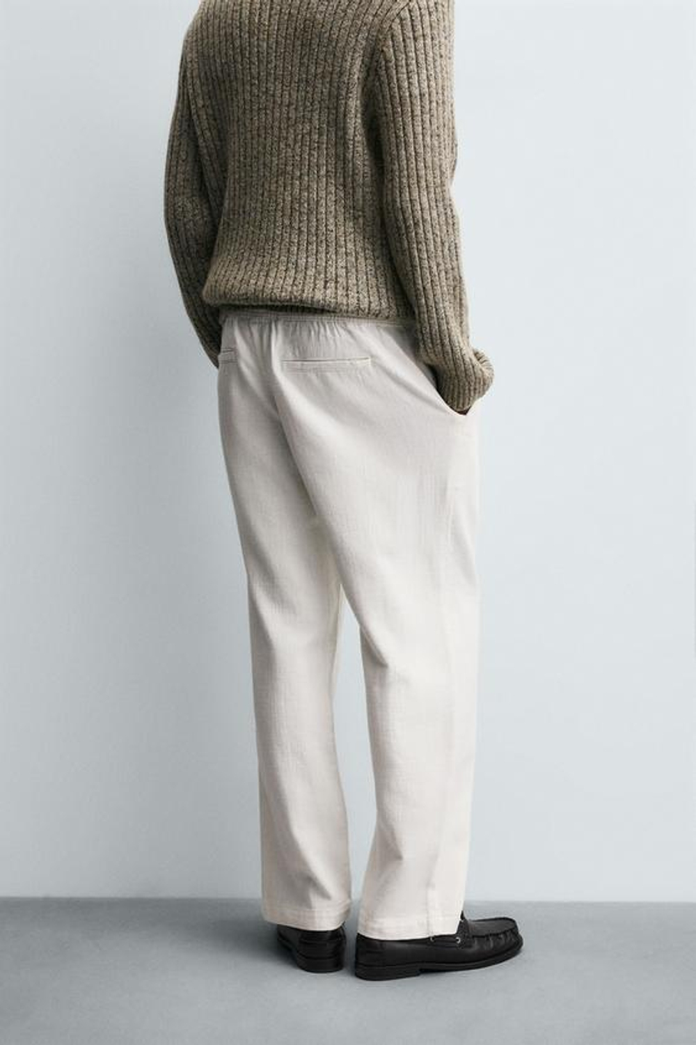 ZARA БРЮКИ RELAXED FIT С РЕЛЬЕФНОЙ СТРУКТУРОЙ, ЖЕЛТОВАТО-БЕЛЫЙ