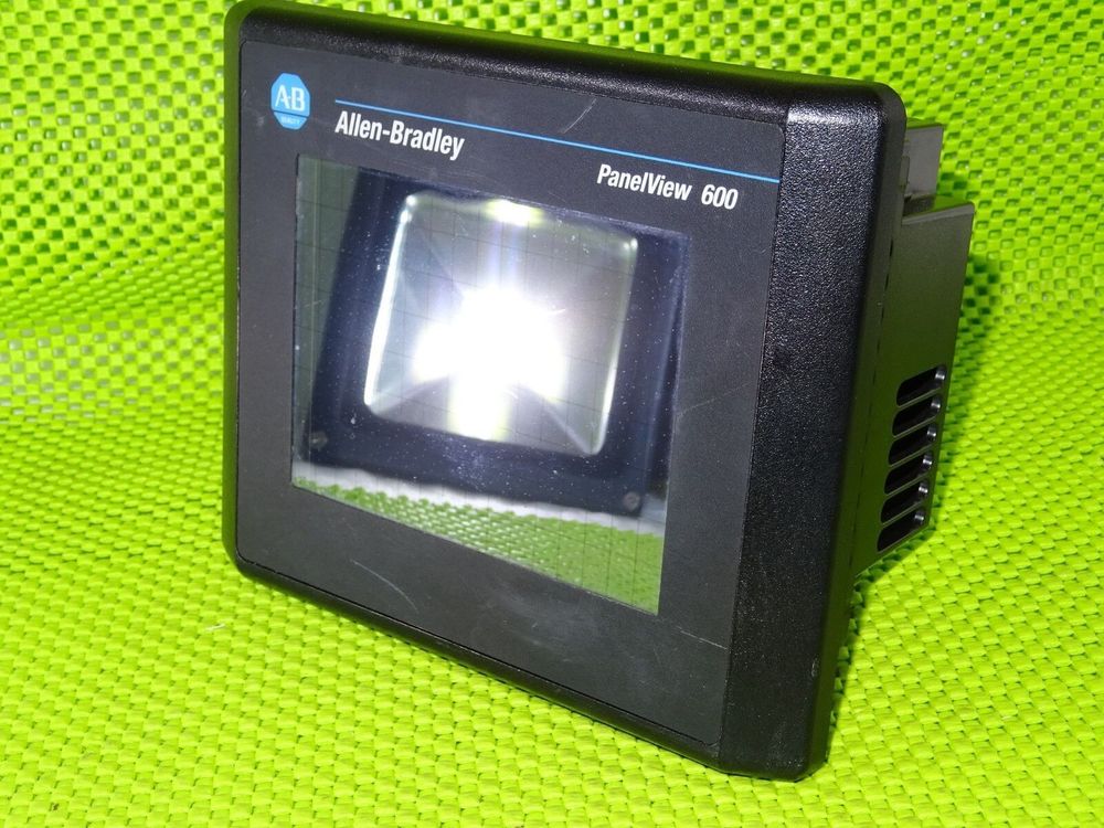 ALLEN BRADLEY 2711-T6C9L1