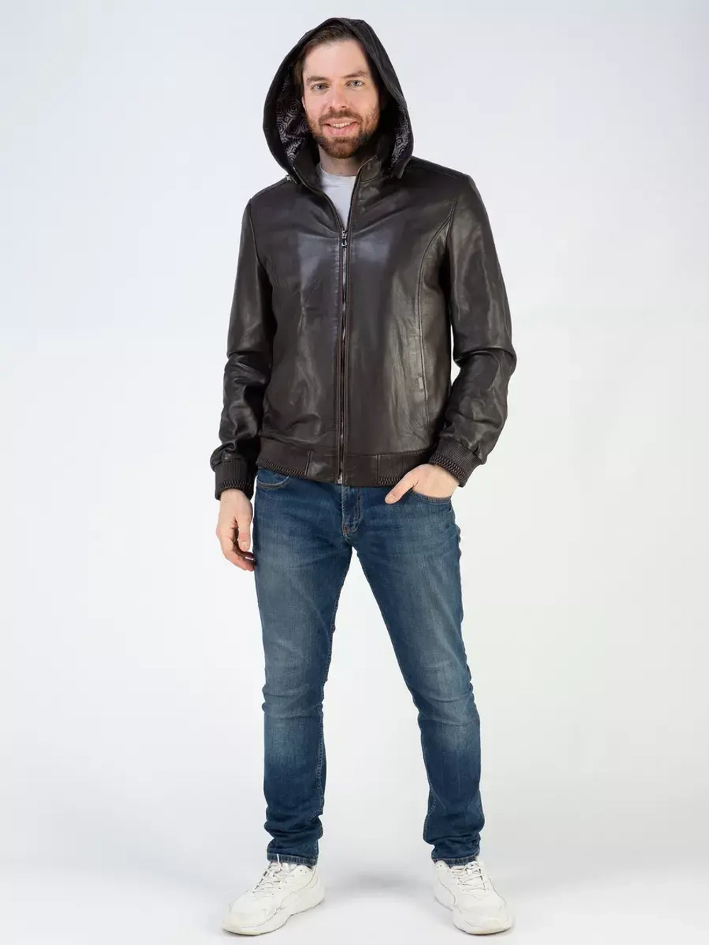 Кожаная куртка демисезонная с капюшоном