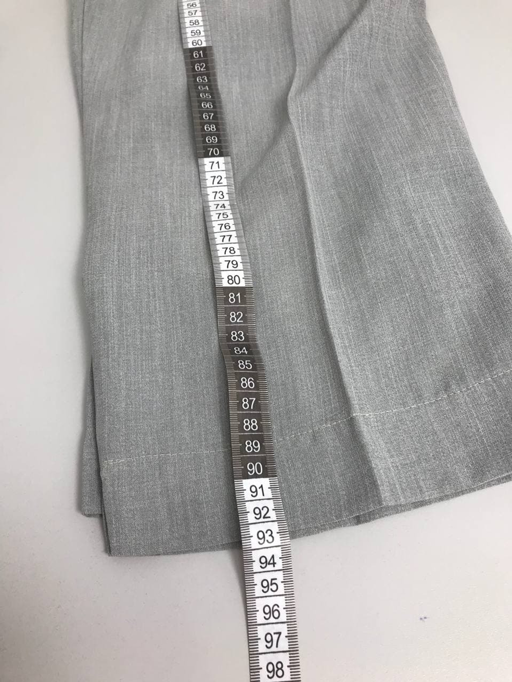 Брюки серые 46 размер