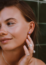 Серьги-пусеты с лавандовым аметистом