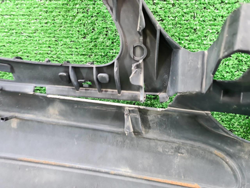 Бампер передний Mercedes Vito W639 (2003-2010)