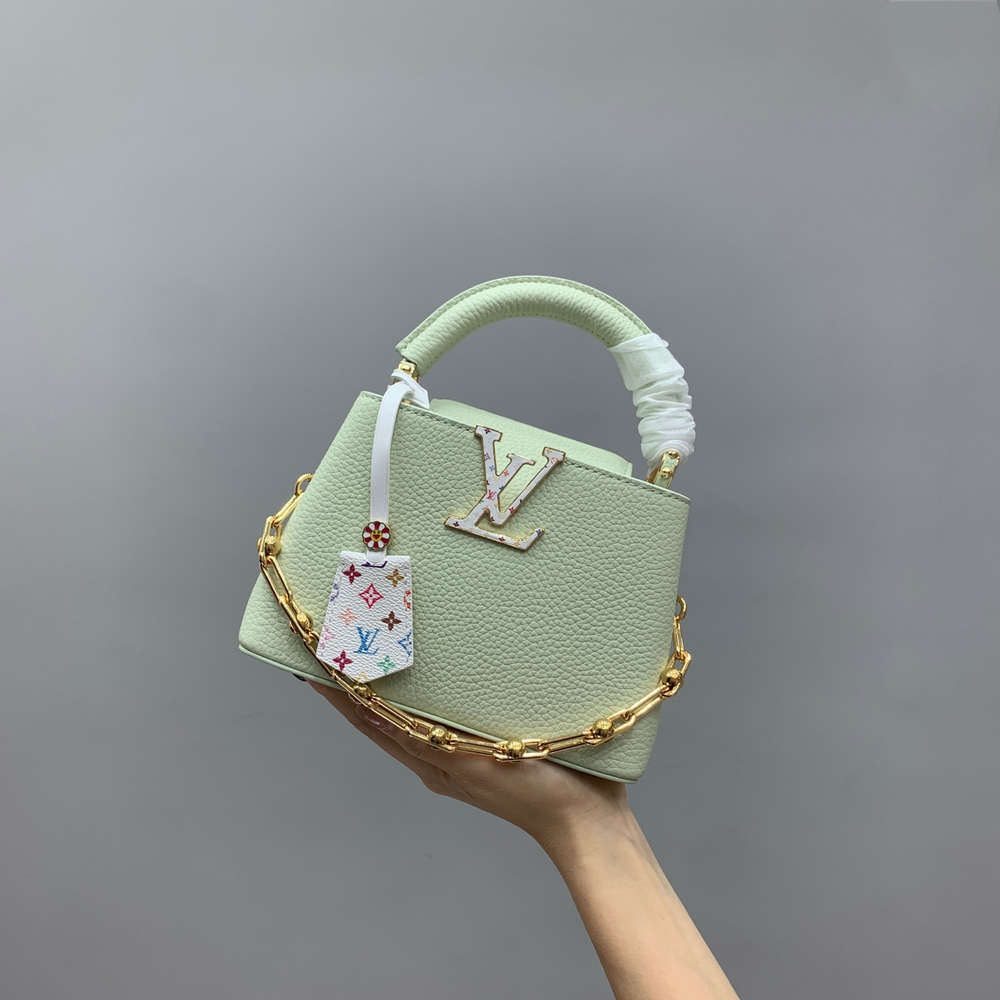 Louis Vuitton Capucines Mini