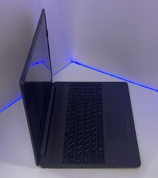 Ноутбук НР 255 G8 Ryzen 3/Radeon/256/8/15.6FHD/2ч.