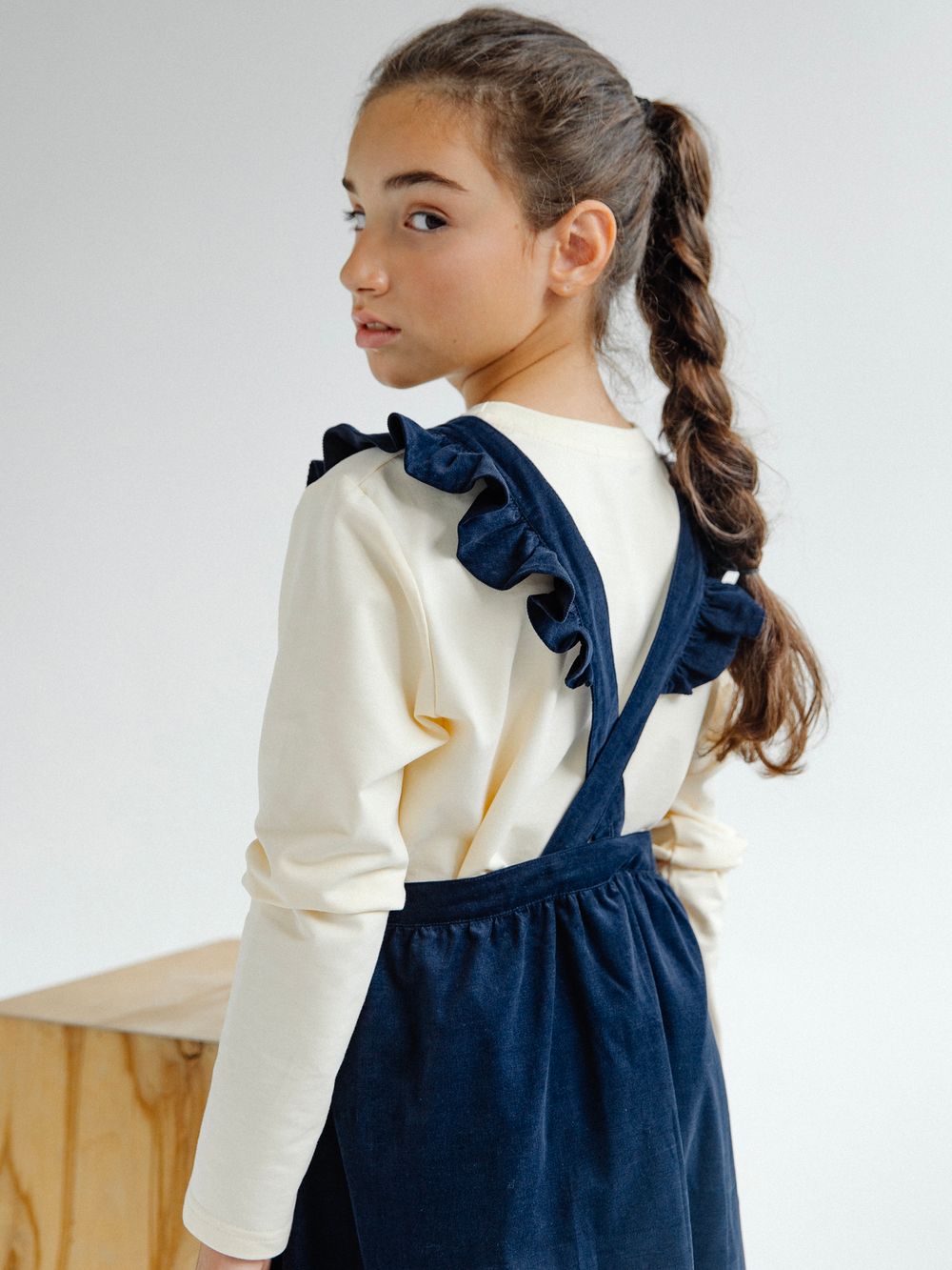 Сарафан из микровельвета с крылышками темно-синего цвета