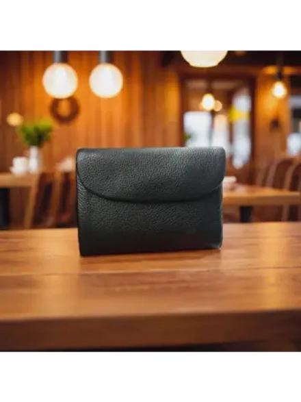 Компактный кошелек из натуральной кожи черный