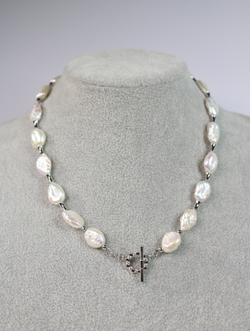 Чокер из барочного жемчуга "Перламутровая орбита"