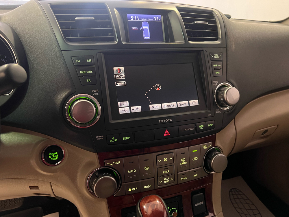 Toyota Highlander, 2011 год
