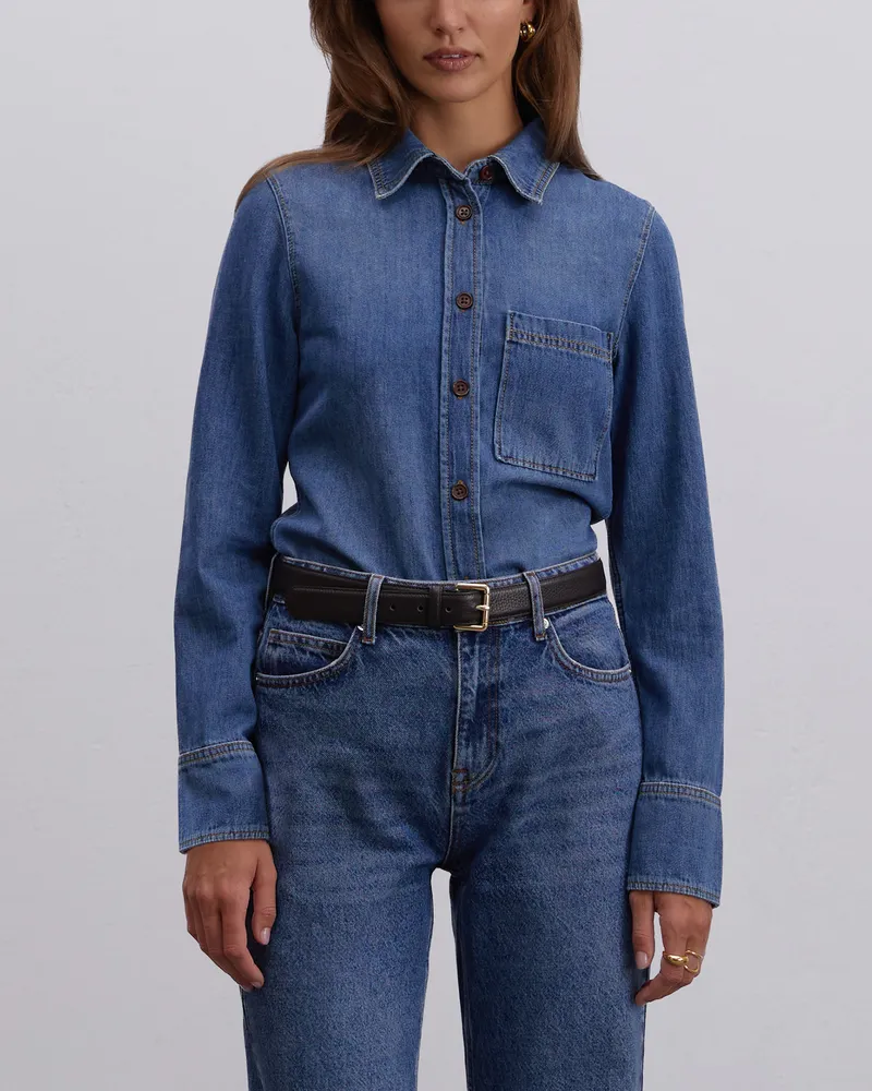 Синие джинсы прямого кроя