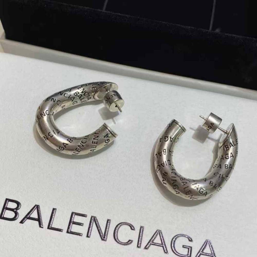 Серьги Balenciaga