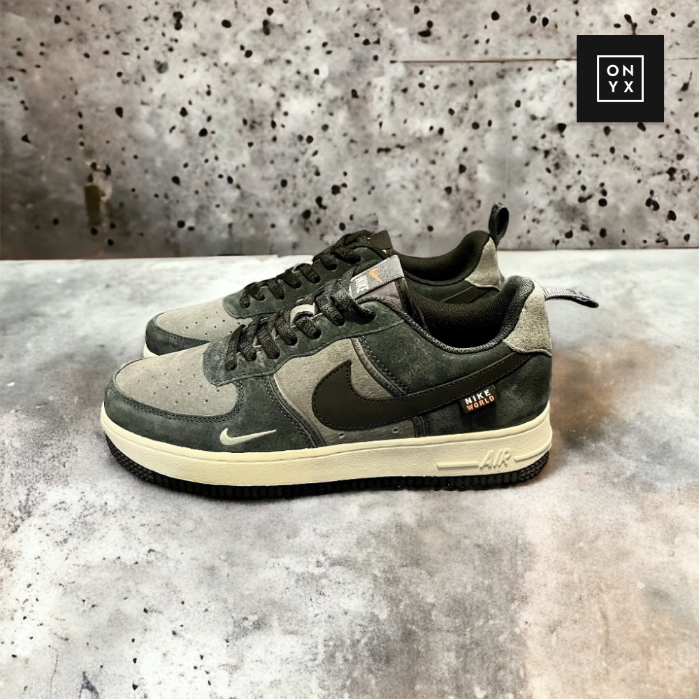 Nike Air Force 1 Low • Dark Blue