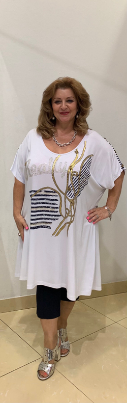 Стильная белая туника-безрукавка с оригинальным изображением