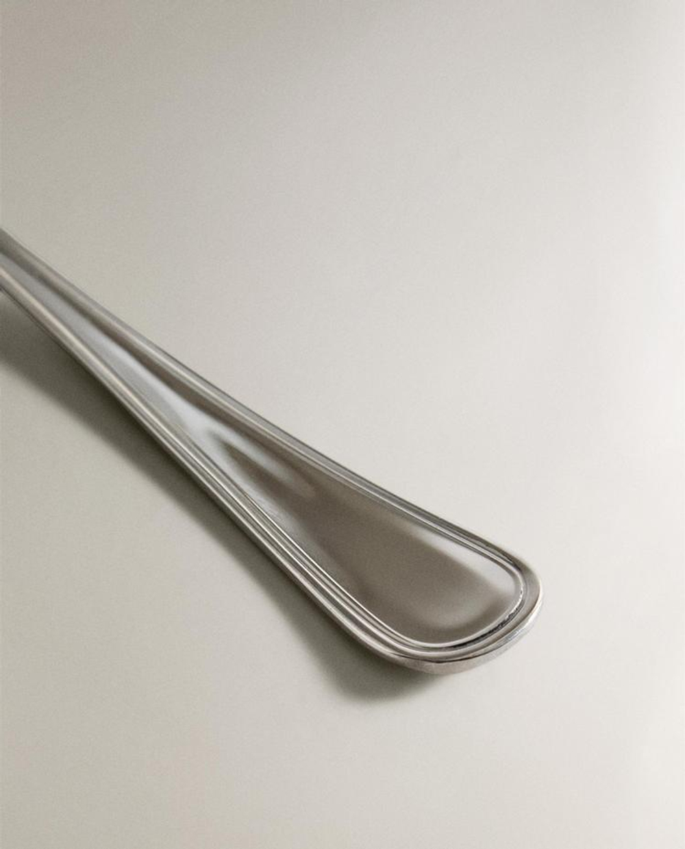 ZARA HOME СТАЛЬНОЙ НОЖ ДЛЯ РЫБЫ, СТАЛЬНОЙ СЕРЫЙ