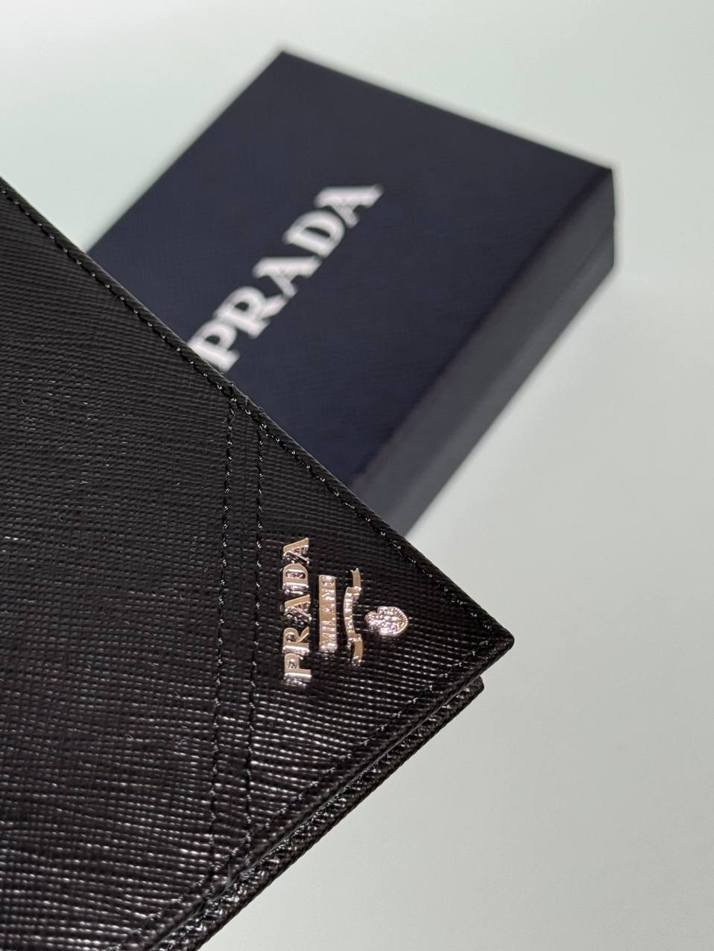 Кошелек Prada