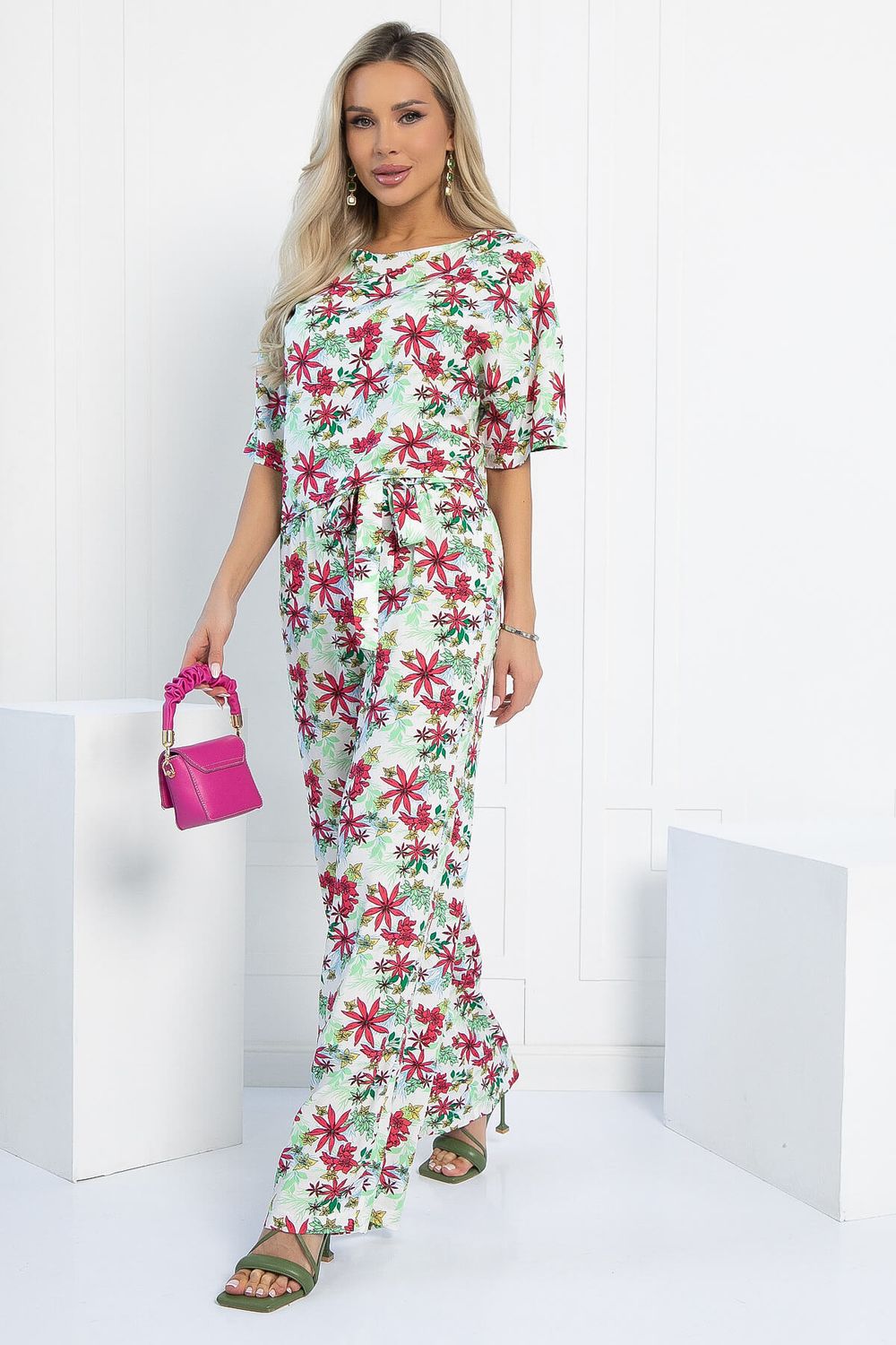 Костюм Летняя прогулка (белый) К12968-8М LT Collection