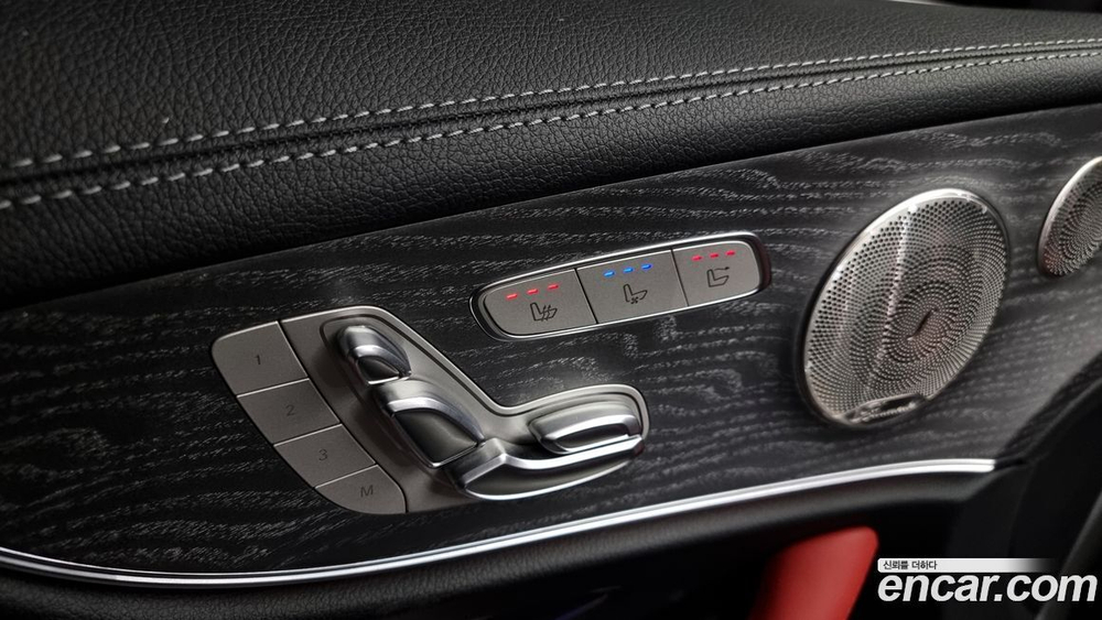 Mercedes-Benz E-Class W213 E450 4MATIC Cabriolet (03.2022)