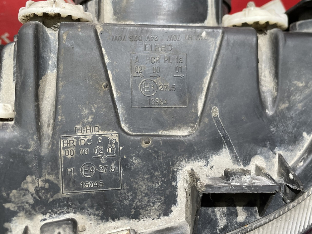 Фара передняя левая