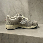New Balance 1906R • Beige Cream