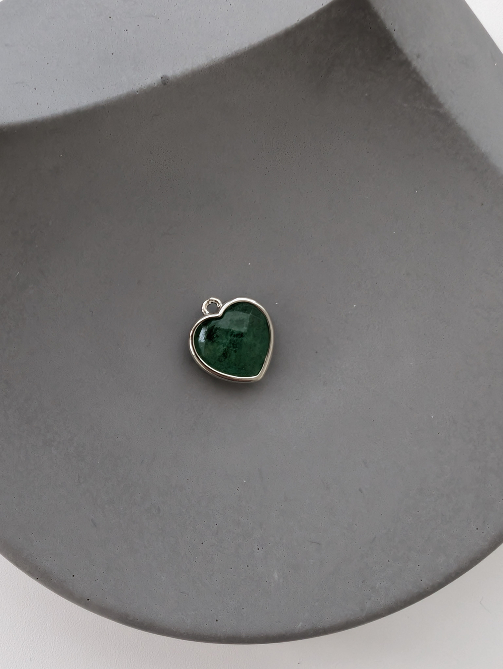 Подвеска сердце авантюрин, 13мм