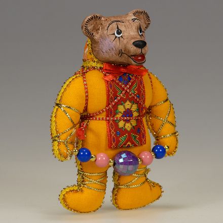 Ёлочная игрушка Медвежонок двухцветный с бусами