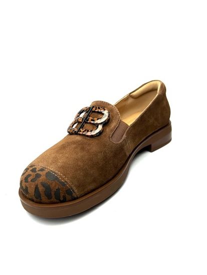 Лоферы женские