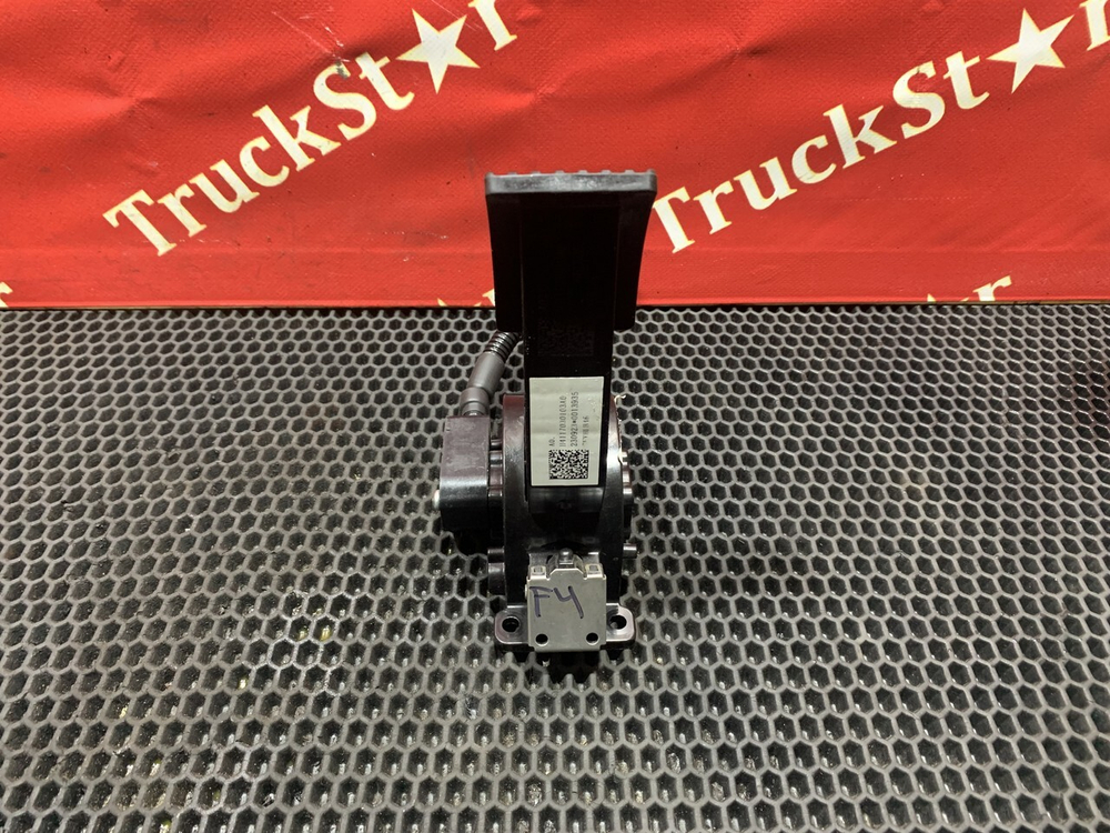 Педаль газа 2023г