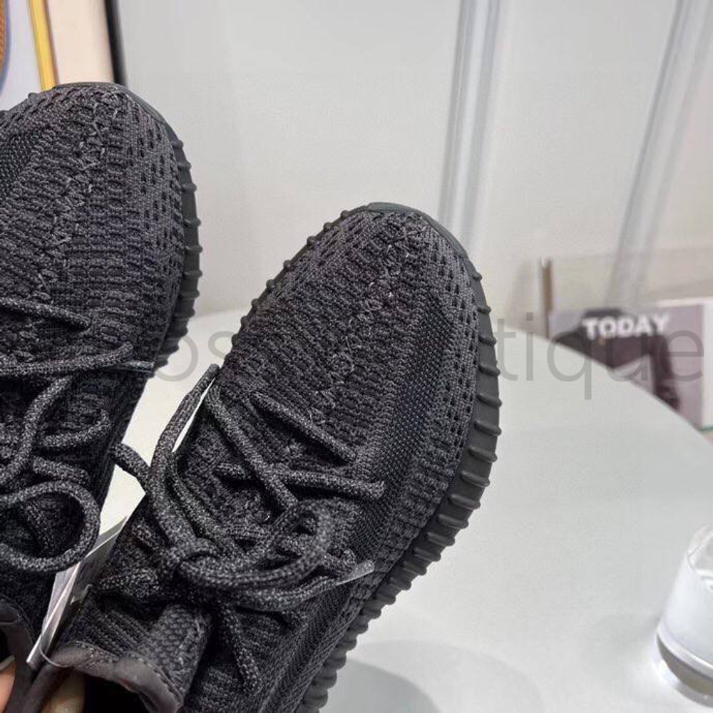 Кроссовки Adidas X Yeezy Boost 350 V2 Core Black