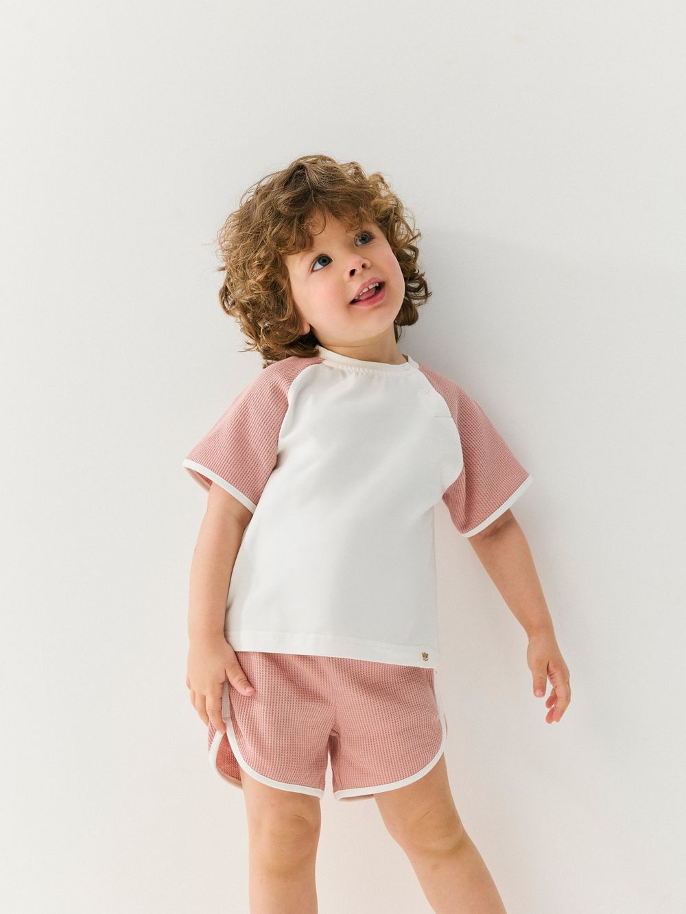 Комплект футболка и шорты "Пудра" из рифленой ткани 0+