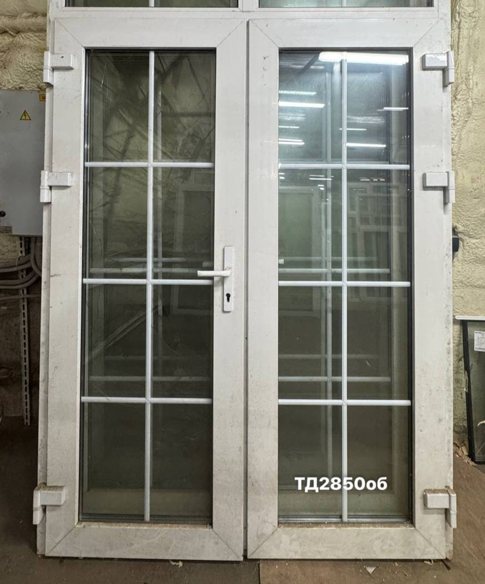 Дверь Пластиковая Б/У Входная 255 (207) (в) х 157(ш)