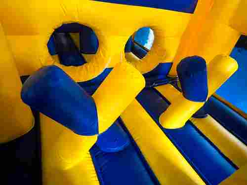 Надувная полоса препятствий “Веселые старты” 20*3,5*4,5 м