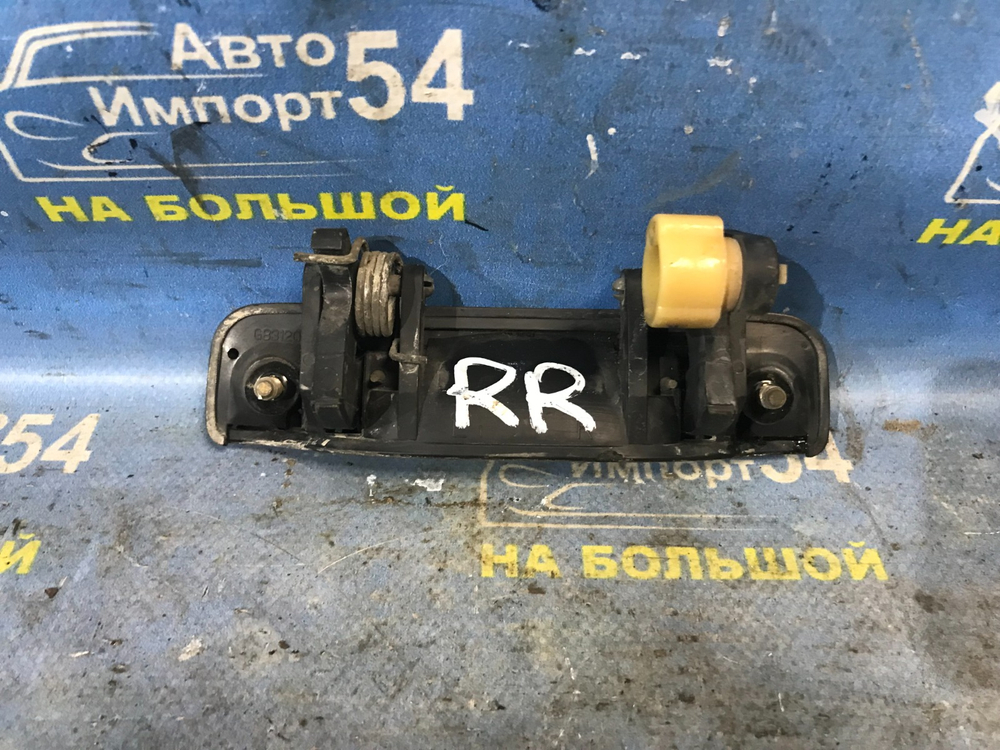 Ручка двери задней правой внешняя MAZDA DEMIO 2001