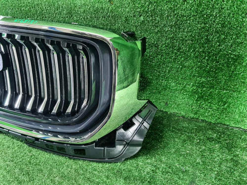 Решетка радиатора Geely Monjaro (2021-н.в.)