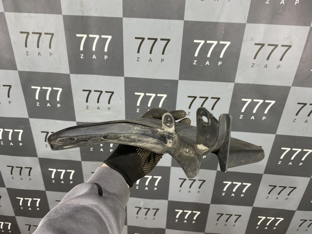 Брызговик задний правый Toyota RAV4 V (XA50) 18-нв Б/У Оригинал 7662542160