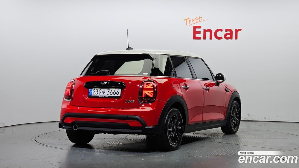 Mini Cooper 5 даерей Classic (07.2023)