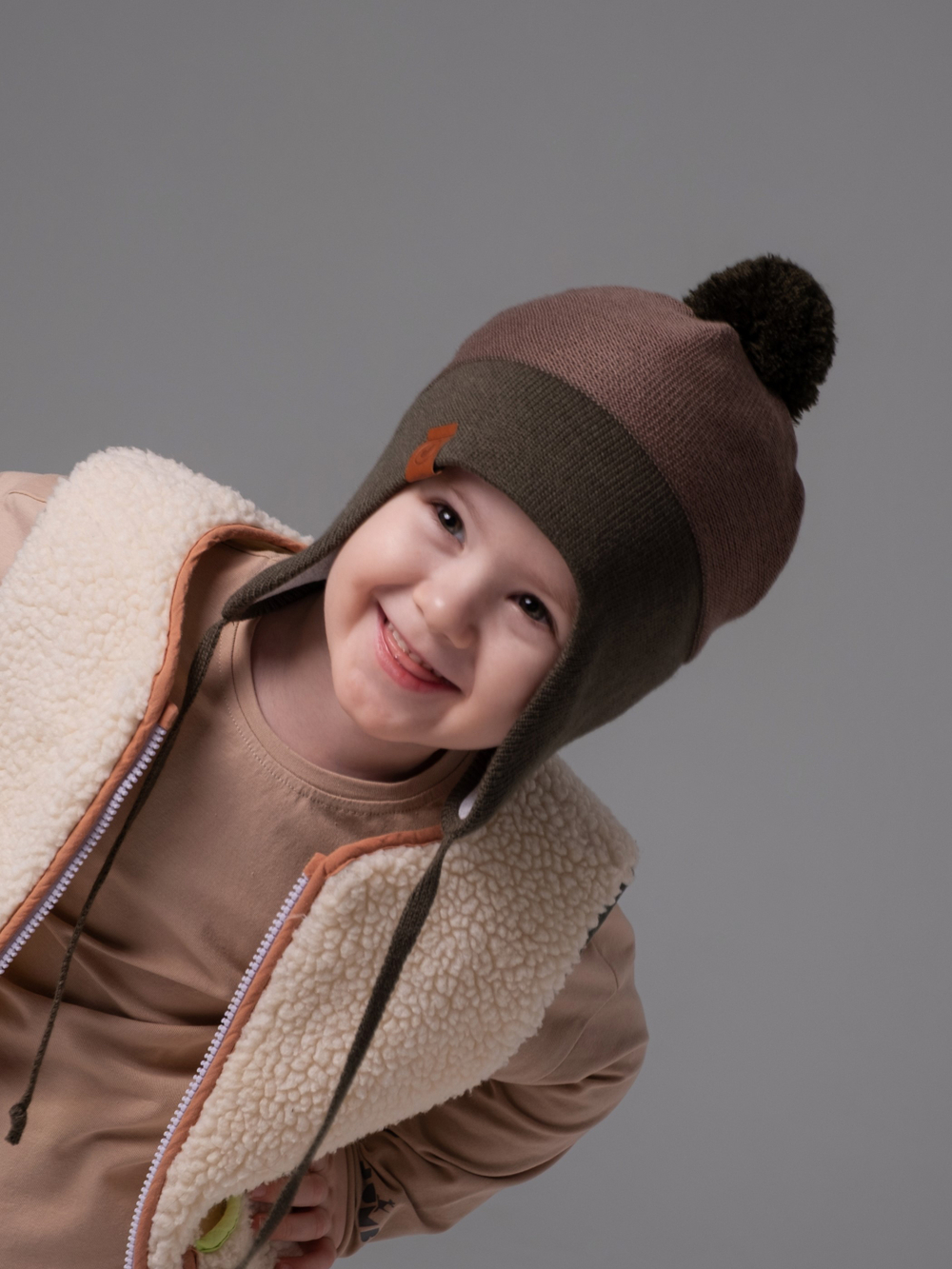 Шапка весенняя/осенняя вязаная (Тростник) КОДИ