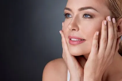 Как бороться с первыми признаками старения кожи: советы и лучшие средства