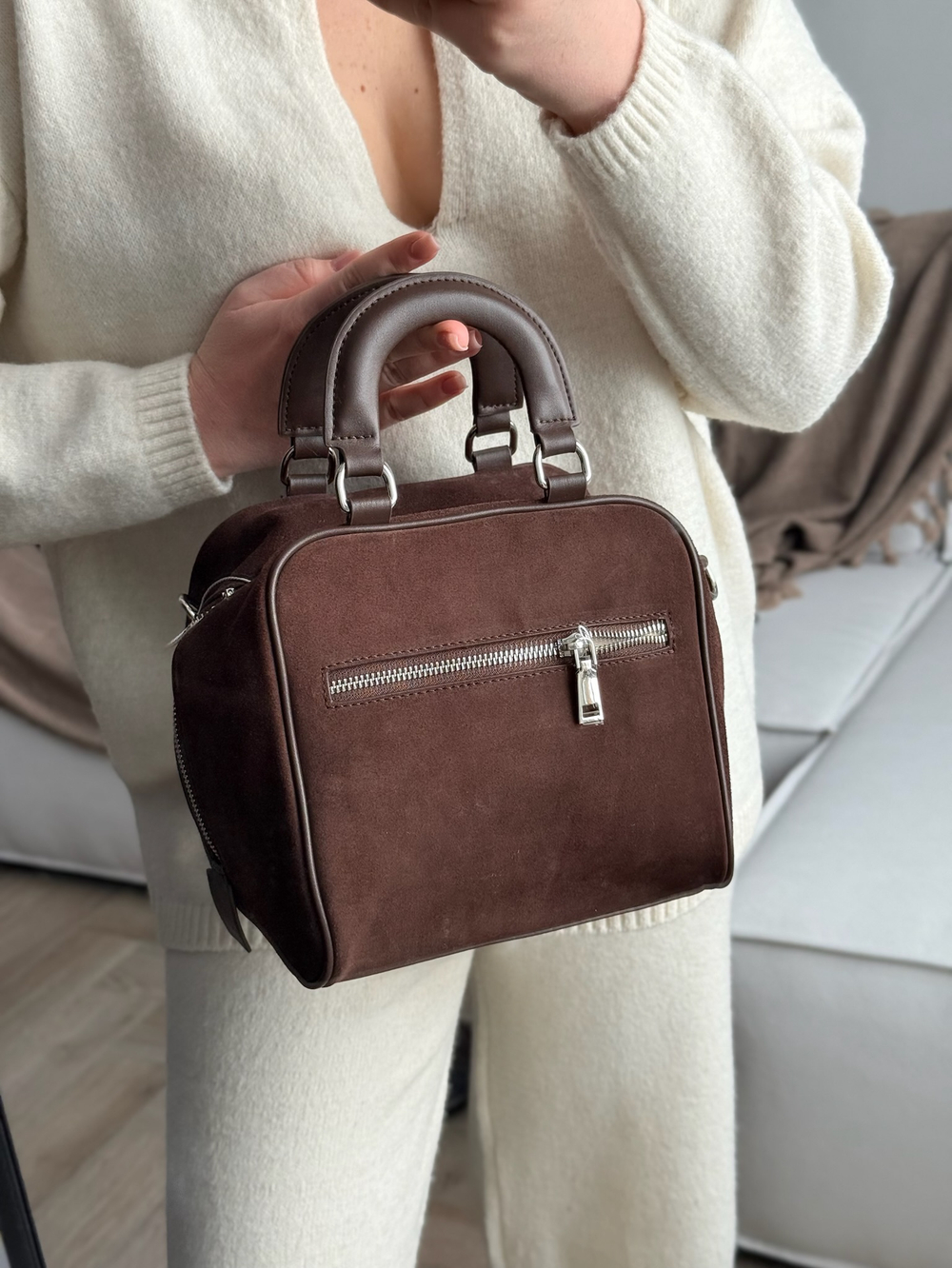 Сумка из натуральной замши