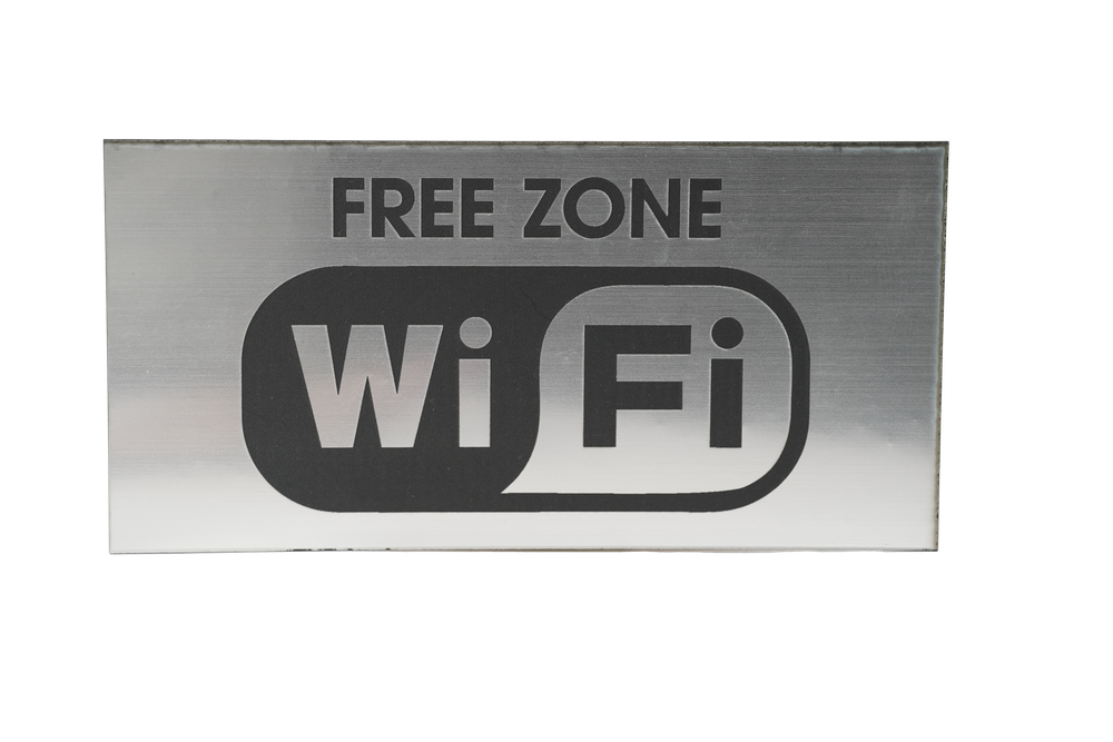 ТАБЛИЧКА ПЛАСТИКОВАЯ СЕРЕБРО WI FI FREE ZONE 200ММх100ММ