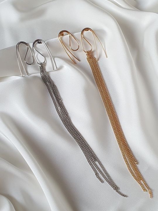 Ассиметричные серьги FEMINITY