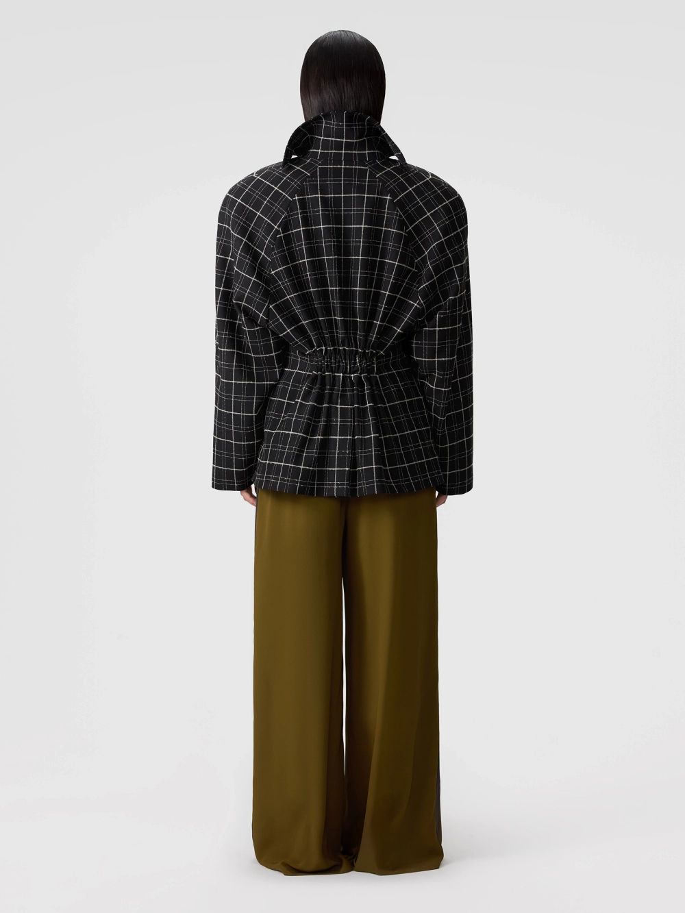 Жакет с объемными плечами OLA OLA